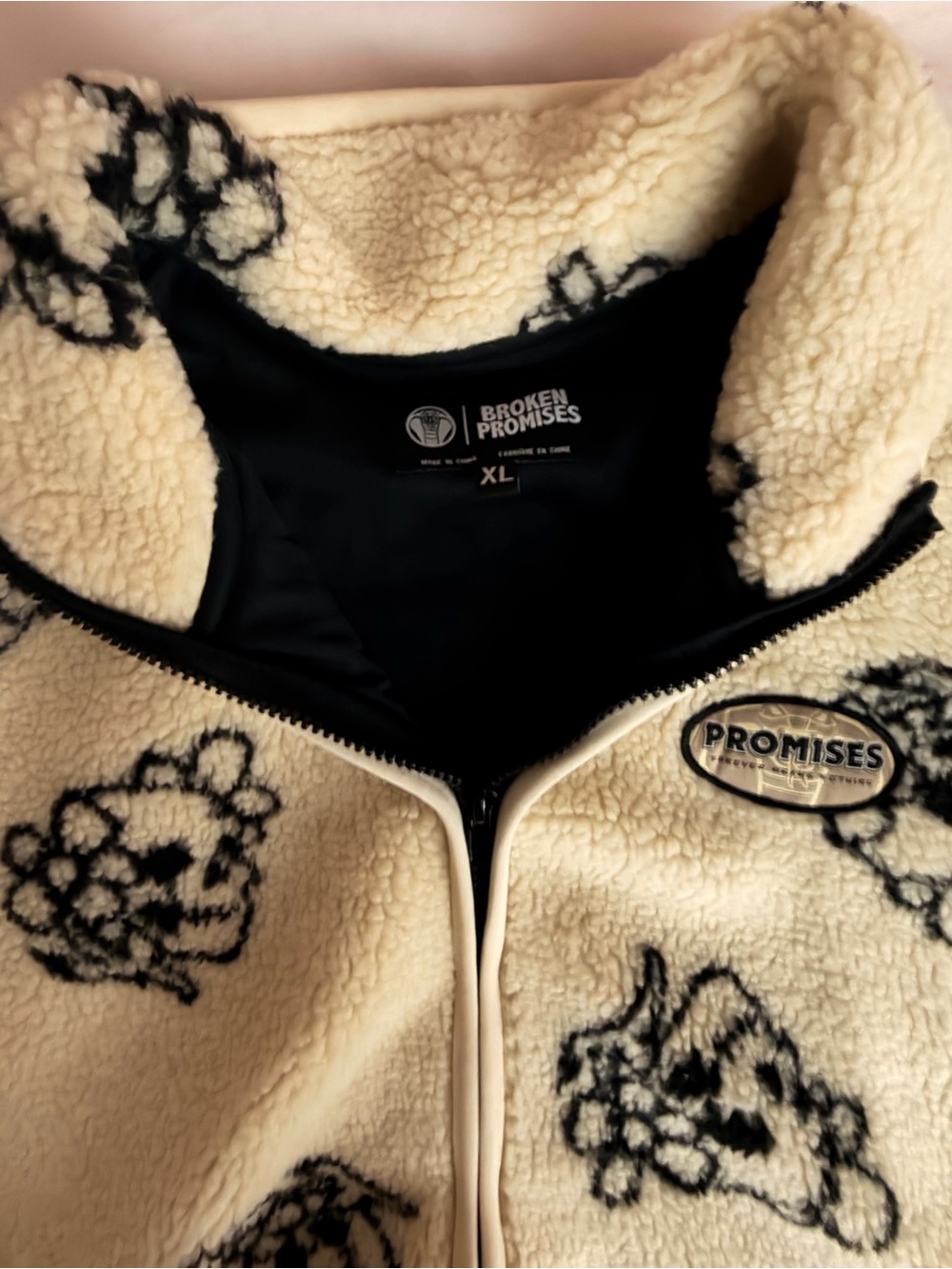 Broken Promises Cream Sherpa Zip-Up Jacket with Black Floral Print - Picture 2 of 4